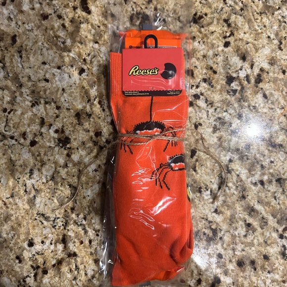 Reese’s “Halloween” Socks & Candy - Picture 2 of 5